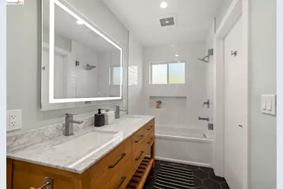 4238 Laguna Ave, Oakland, CA 94602 - Photo 50