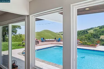 1933 Joseph Dr, Moraga, CA 94556 - Photo 24