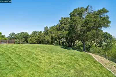 1933 Joseph Dr, Moraga, CA 94556 - Photo 70