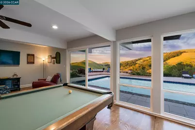 1933 Joseph Dr, Moraga, CA 94556 - Photo 18