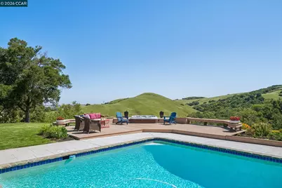 1933 Joseph Dr, Moraga, CA 94556 - Photo 58