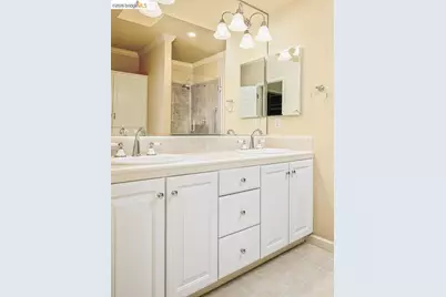 1400 Pinnacle Ct #401, Richmond, CA 94801 - Photo 26