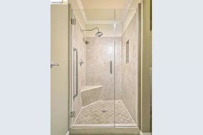 1400 Pinnacle Ct #401, Richmond, CA 94801 - Photo 22