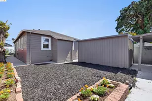 1137 Seminary Ave, Oakland, CA 94621 - Photo 16