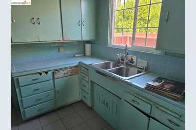 132 Campbell Ave, Antioch, CA 94509 - Photo 16