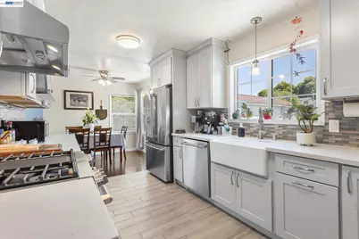 381 Lexington Ave, San Leandro, CA 94577 - Photo 26