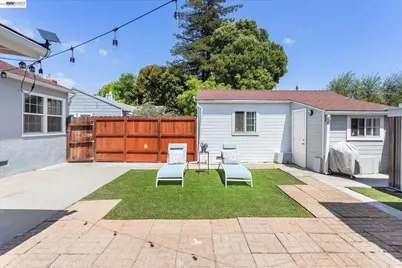 381 Lexington Ave, San Leandro, CA 94577 - Photo 58