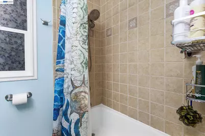 381 Lexington Ave, San Leandro, CA 94577 - Photo 34