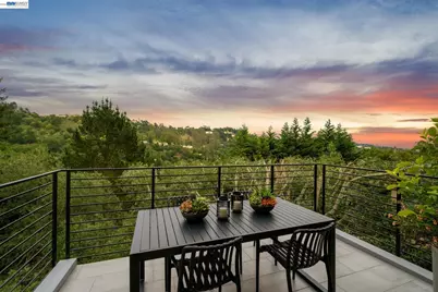 6874 Buckingham Boulevard, Berkeley, CA 94705 - Photo 28