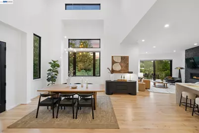 6874 Buckingham Boulevard, Berkeley, CA 94705 - Photo 2