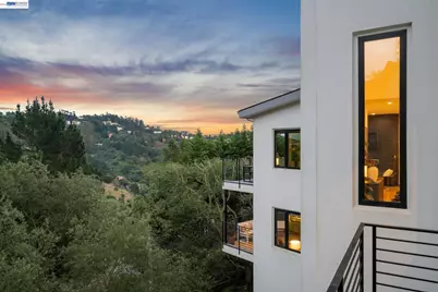 6874 Buckingham Boulevard, Berkeley, CA 94705 - Photo 56