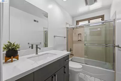 330 Tampa Ct, Foster City, CA 94404 - Photo 30
