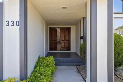 330 Tampa Ct, Foster City, CA 94404 - Photo 4