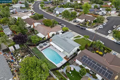 1948 Rainier Dr, Martinez, CA 94553 - Photo 34