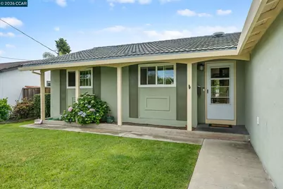 1948 Rainier Dr, Martinez, CA 94553 - Photo 8