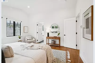 82 Montell Street, Oakland, CA 94611 - Photo 18