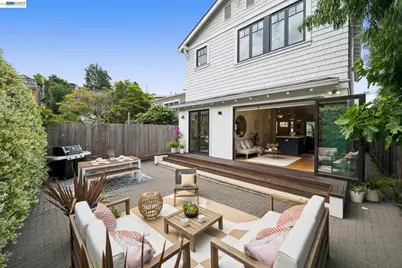 82 Montell Street, Oakland, CA 94611 - Photo 14