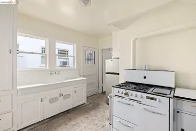 546 North Street, Oakland, CA 94609 - Photo 14