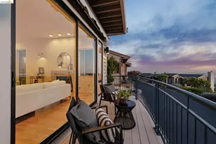 45 Schooner Hill, Oakland, CA 94618 - Photo 2