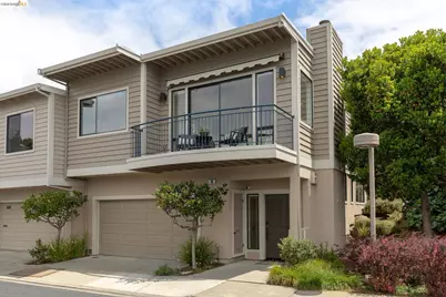 45 Schooner Hl, Oakland, CA 94618 - Photo 6