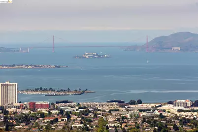 45 Schooner Hl, Oakland, CA 94618 - Photo 10