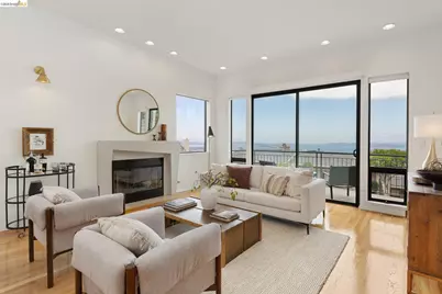 45 Schooner Hl, Oakland, CA 94618 - Photo 8
