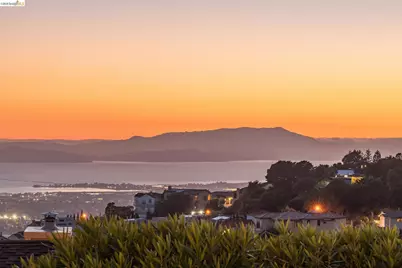 45 Schooner Hl, Oakland, CA 94618 - Photo 44