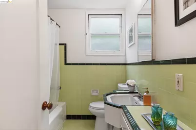 1825 Highland Pl #1825, Berkeley, CA 94709 - Photo 18