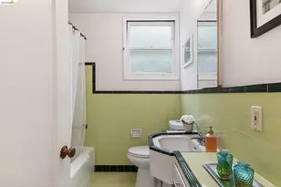 1825 Highland Pl, Berkeley, CA 94709 - Photo 18