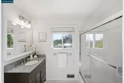 102 Hillcrest Dr, Orinda, CA 94563 - Photo 24