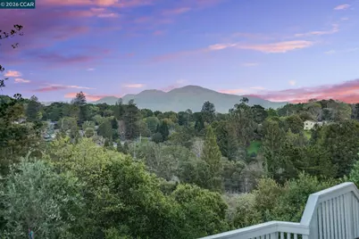 102 Hillcrest Dr, Orinda, CA 94563 - Photo 38