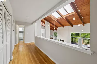 6643 Aitken Dr, Oakland, CA 94611 - Photo 12