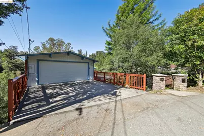 6643 Aitken Dr, Oakland, CA 94611 - Photo 38