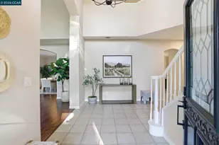 24 Blackwood Ct, Walnut Creek, CA 94596 - Photo 2