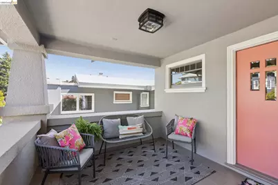 579 Kenmore Ave, Oakland, CA 94610 - Photo 4