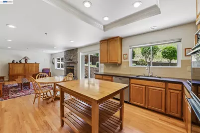 26 Oak Rd, Orinda, CA 94563 - Photo 20