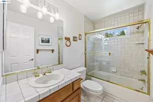 26 Oak Rd, Orinda, CA 94563 - Photo 24