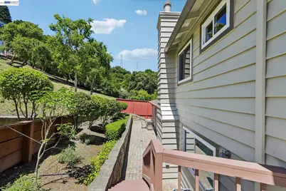 26 Oak Rd, Orinda, CA 94563 - Photo 44