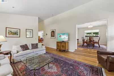 26 Oak Rd, Orinda, CA 94563 - Photo 8