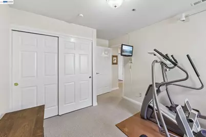 26 Oak Rd, Orinda, CA 94563 - Photo 38