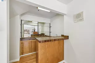 26 Oak Rd, Orinda, CA 94563 - Photo 14