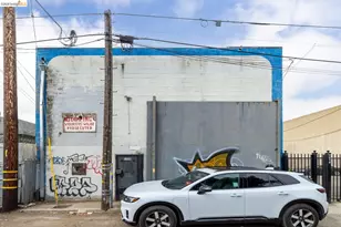 1528 International Blvd, Oakland, CA 94606 - Photo 6