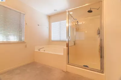 4227 Bayonne Ct, Stockton, CA 95206 - Photo 20