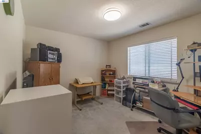 4227 Bayonne Ct, Stockton, CA 95206 - Photo 14