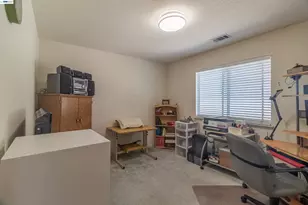 4227 Bayonne Ct, Stockton, CA 95206 - Photo 14