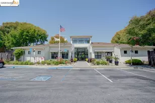91 Schooner Ct, Richmond, CA 94804 - Photo 2
