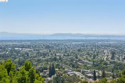 1901 Melvin Rd, Oakland, CA 94602 - Photo 22