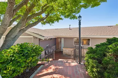 1901 Melvin Rd, Oakland, CA 94602 - Photo 4