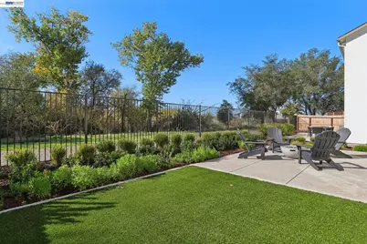 852 Pecan Tree Ln, Galt, CA 95632 - Photo 30