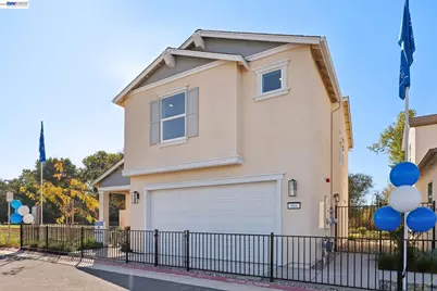 852 Pecan Tree Ln, Galt, CA 95632 - Photo 2